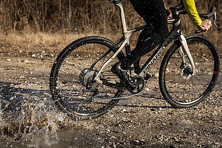 Pinarello Grevil F5 GRX610/820 Gravel Bike [D1706640209-00002]