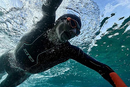 ZONE3 Mens Vanquish-X Wetsuit [WS22MVAN101/M]