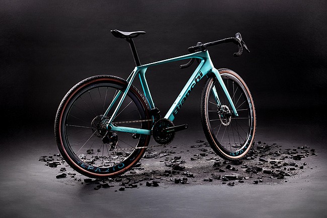Bianchi Impulso RC Gravel Bike 