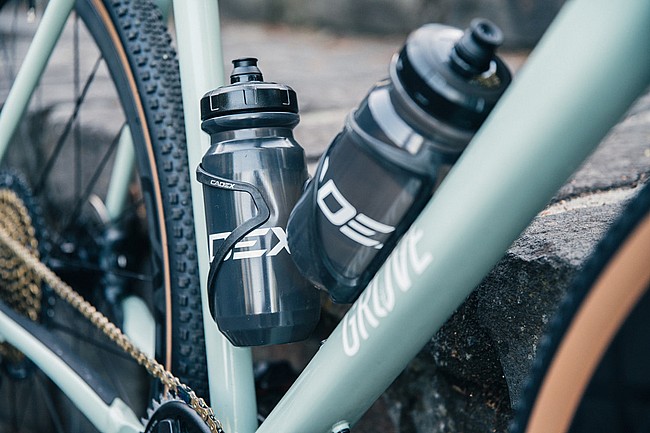 CADEX Carbon Bottle Cage 