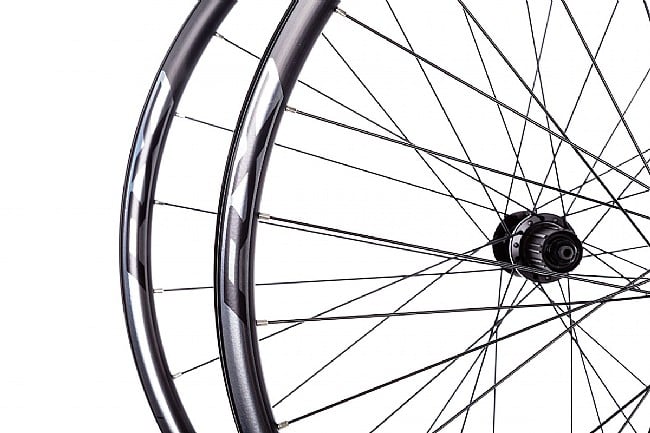 Shimano WH-RX010 Disc Clincher Wheelset 