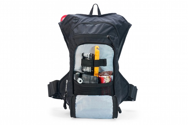 USWE Outlander 9 Hydration Pack Carbon Black