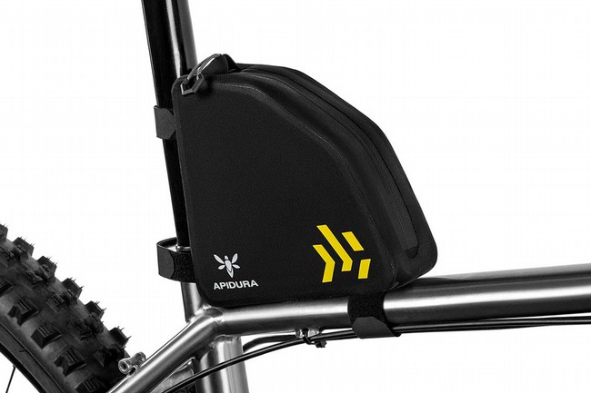 Apidura Backcountry Top Tube Pack 1L Rear