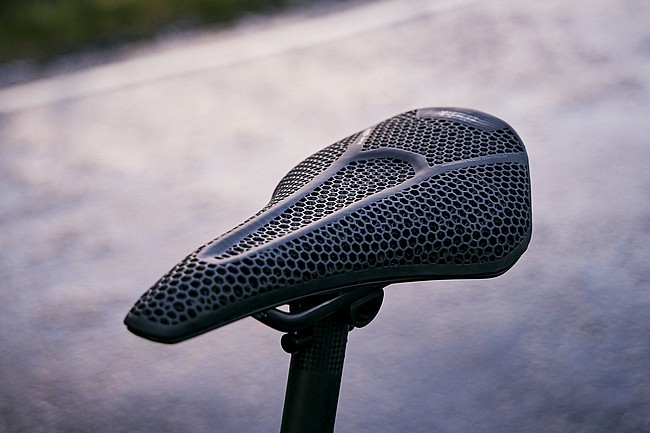 Fizik Vento Argo R1 Adaptive Saddle 