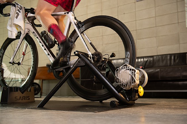 Saris Fluid 2 Trainer [9904T] at WesternBikeworks